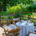 Domaine Hotel