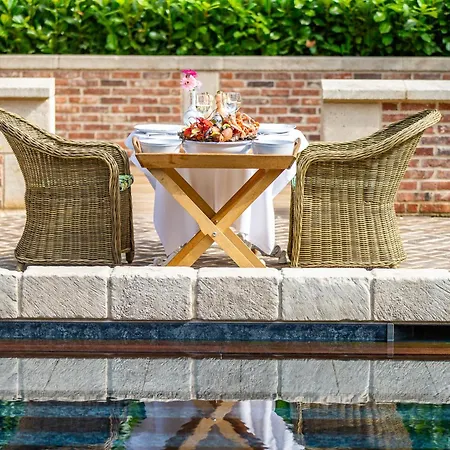 Hotell Domaine Ablon